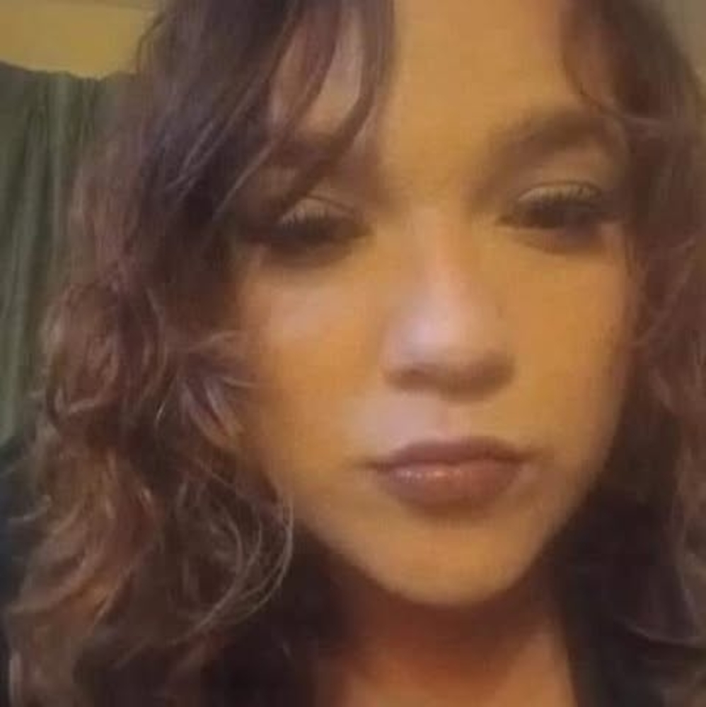 Meet your Posher, Stella